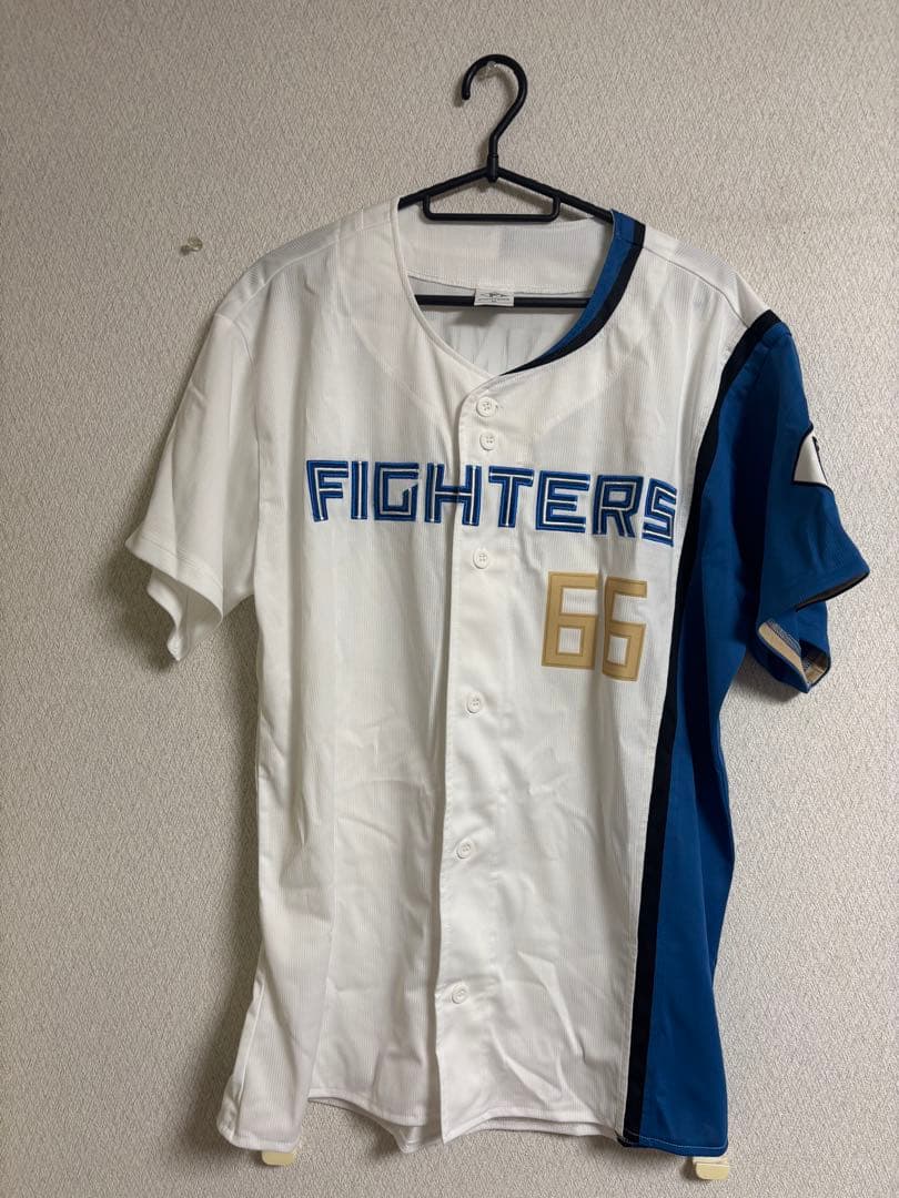 値下げ中！日ハム　北海道日本ハムファイターズ　万波中正　ユニフォーム　mサイズ