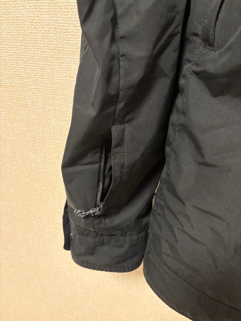 最終値下げ！Burton スノーボードジャケット ブラック S ダンモア