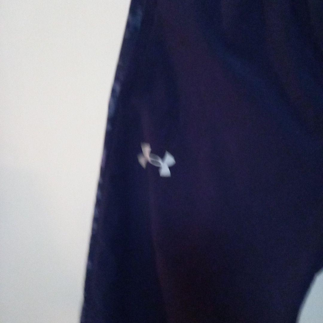 お値下げ！新品未使用！Under Armour 迷彩柄上下ウィンドブレーカー