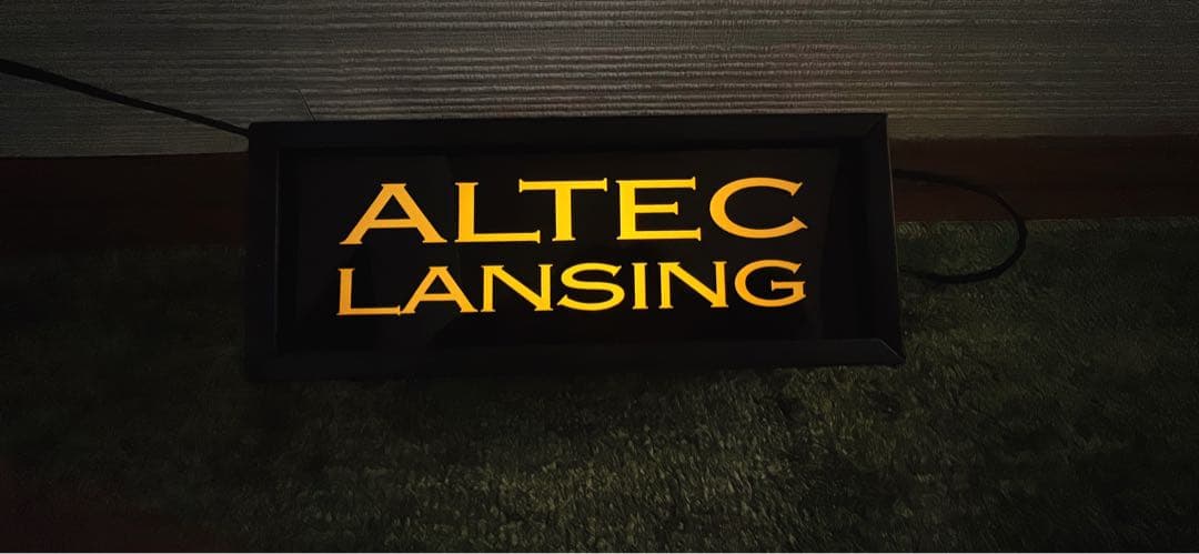 ALTEC LANSING テーブルライト