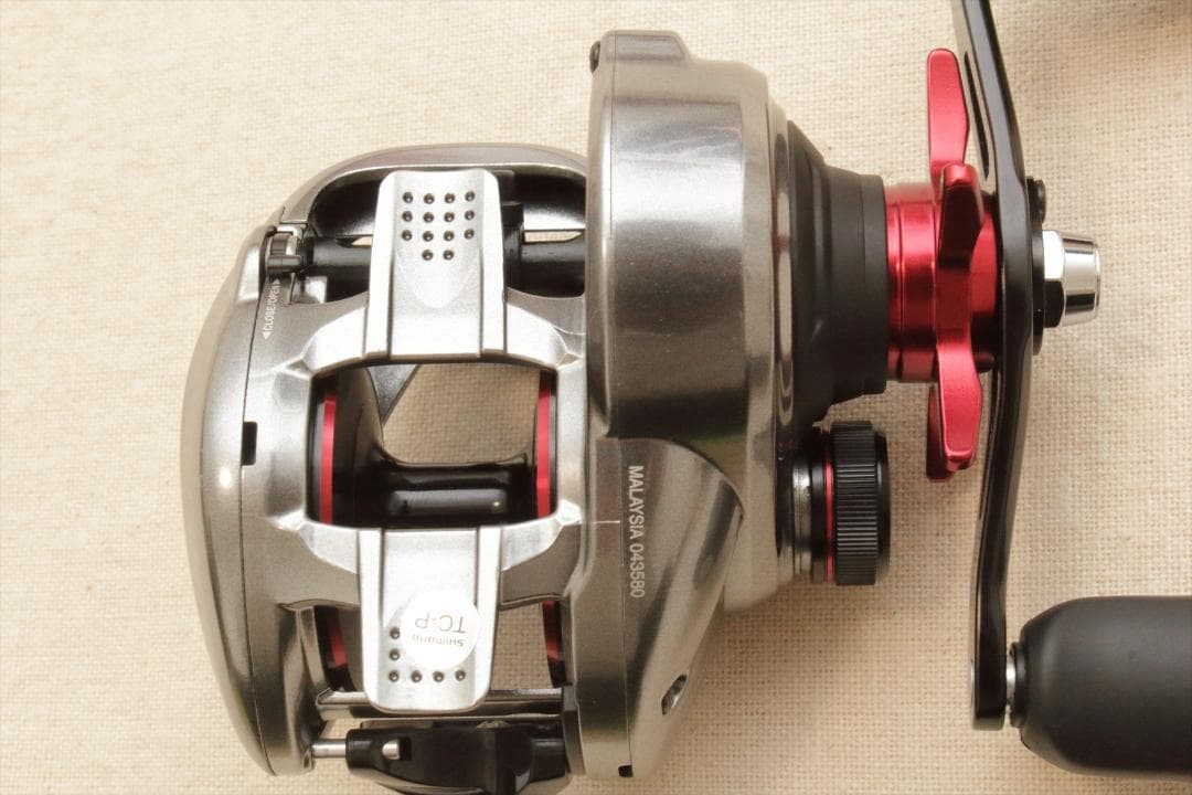 未使用品！SHIMANO 21 スコーピオン MD 301XG ベイトリール