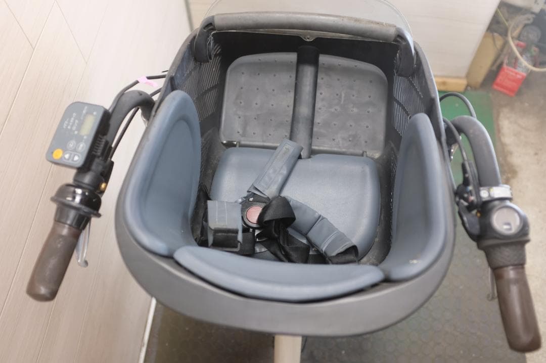 けん ) BIKKE 　 20インチ 3段変速 8.9Ah 前カゴに変更