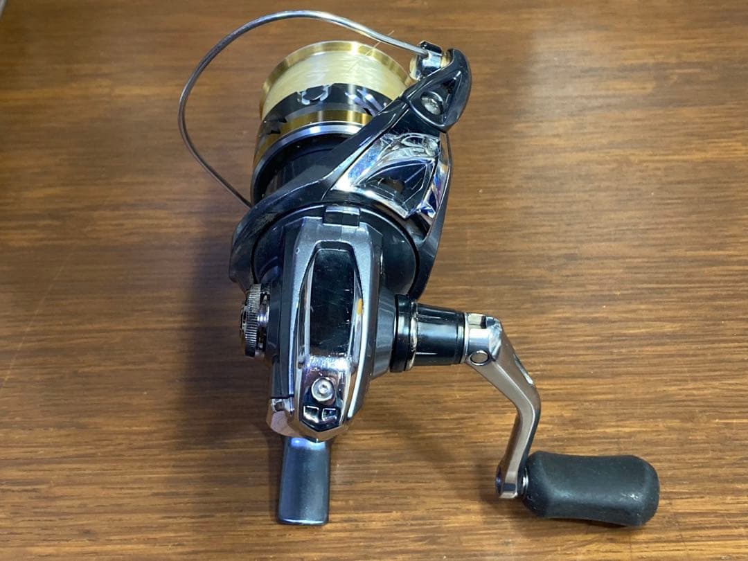 リール SHIMANO ULTEGRA 2500HGS-B