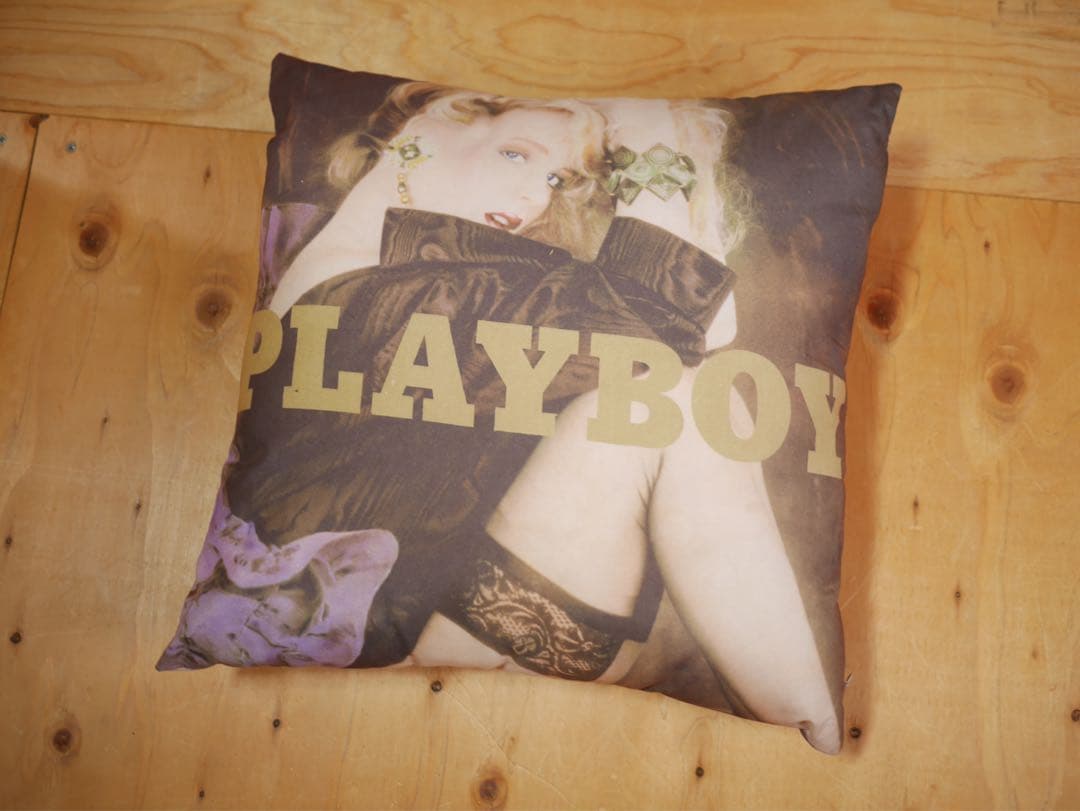 PLAYBOY プレイボーイ クッション