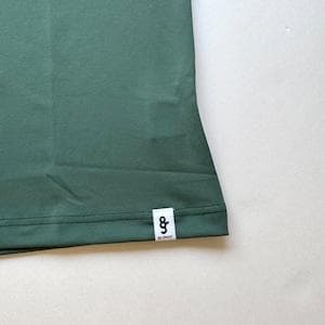 8G SHOOT　LOGO PRINT MOCK NECK S/S TEE