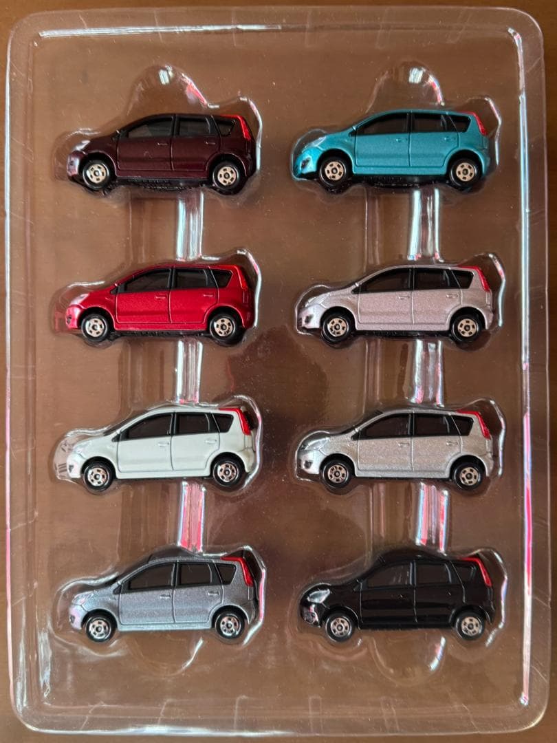非売品カラー見本　トミカ NISSAN NOTE 8台セット