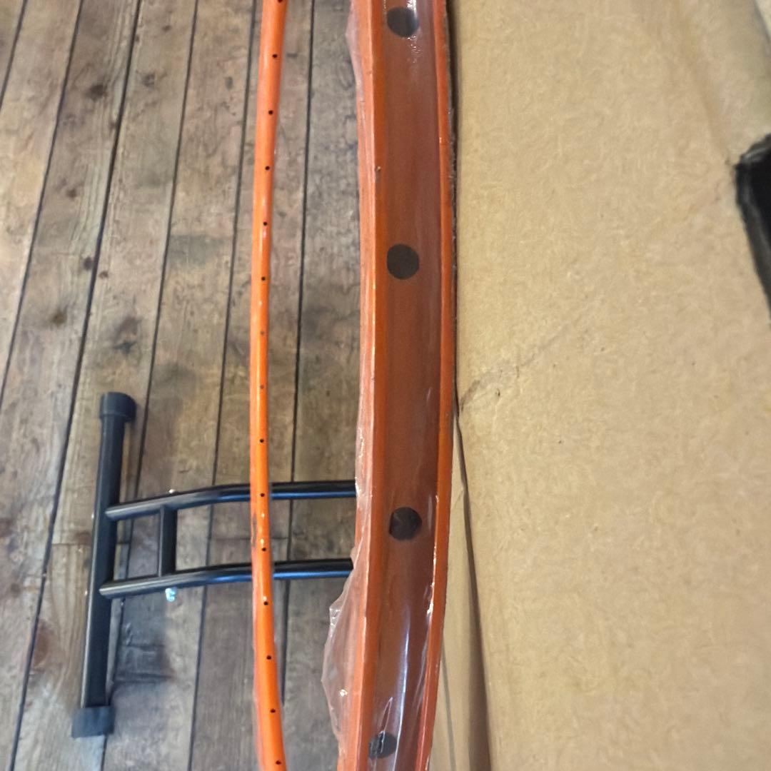 Velocity B43 オレンジ