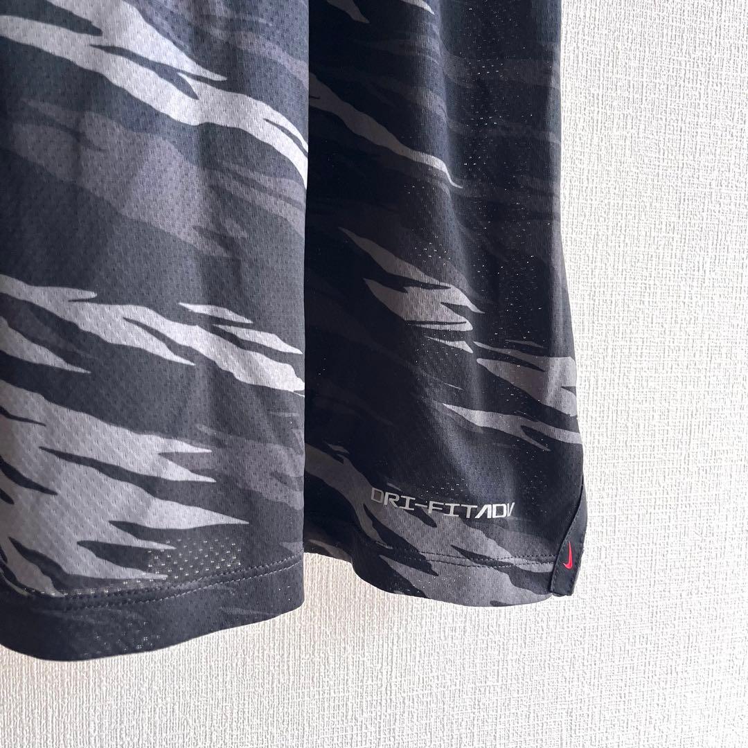 【ナイキ】NIKE ドライフィット　タイガーウッズ 半袖シャツ　ゴルフ　希少
