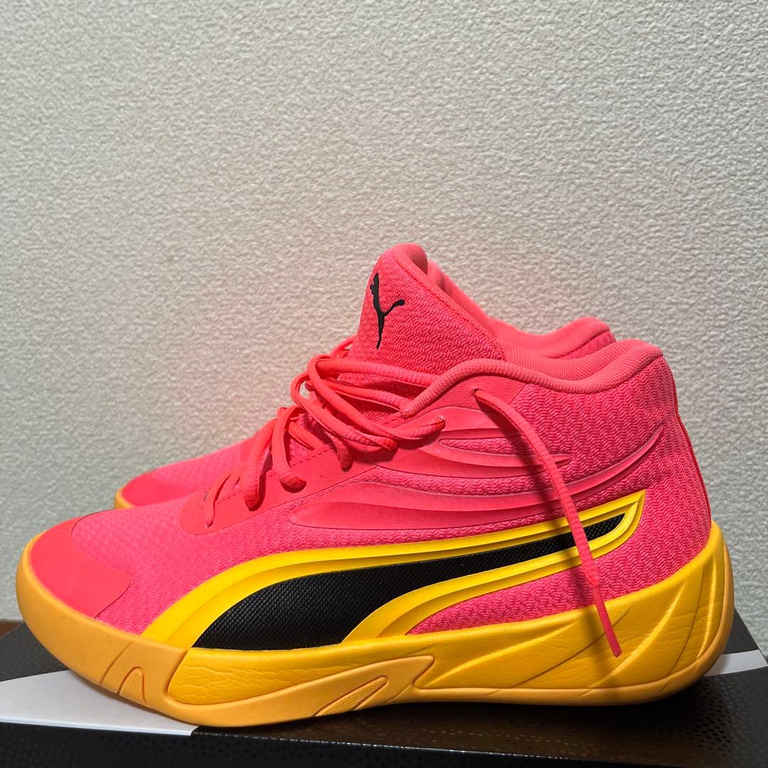 Puma バスケットボールシューズ ピンク/イエロー