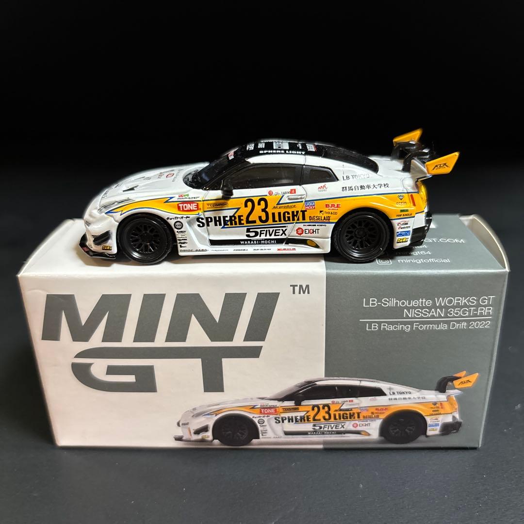 ミニカー MINIGT 164 LB- Silhuett Works GT 35GT-RR