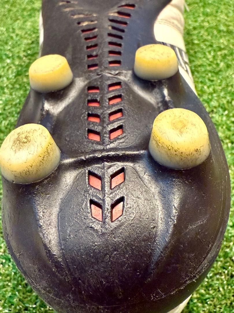 ミズノ モレリア NEO IV JAPAN サッカースパイク 26.5cm