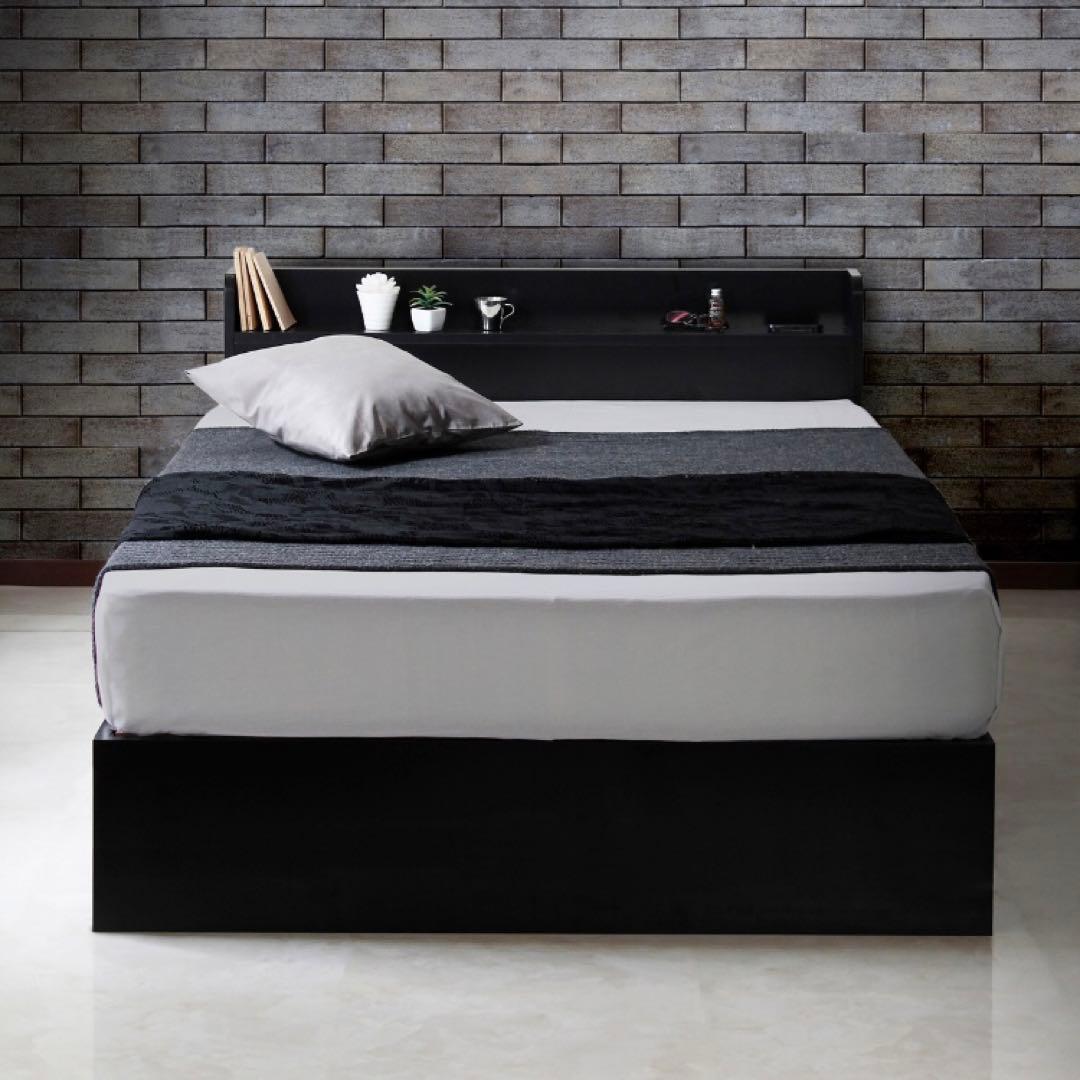 ダブルサイズ　モダンベット　棚・コンセント付き収納ベッド
