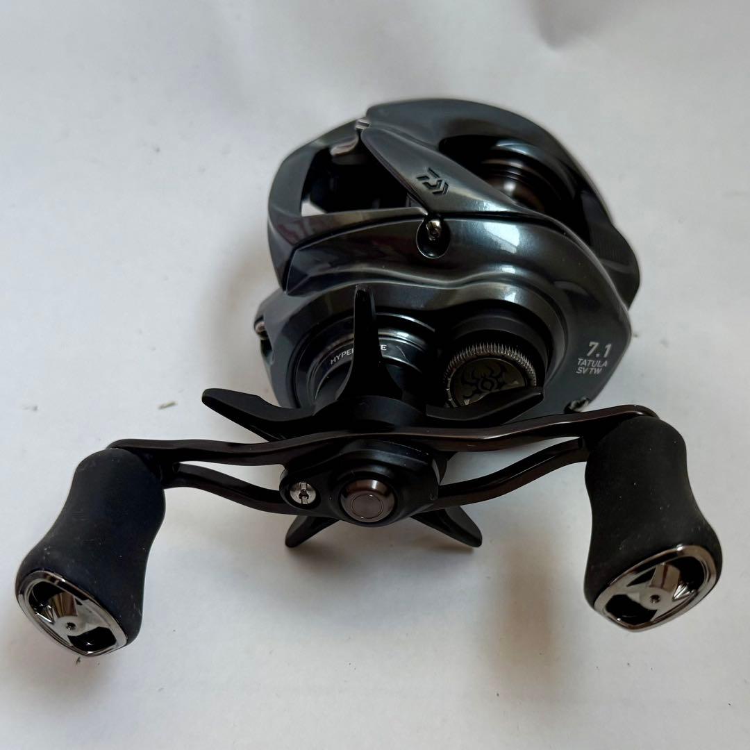 【新品未使用】25タトゥーラSV TW 100HLベイトリール