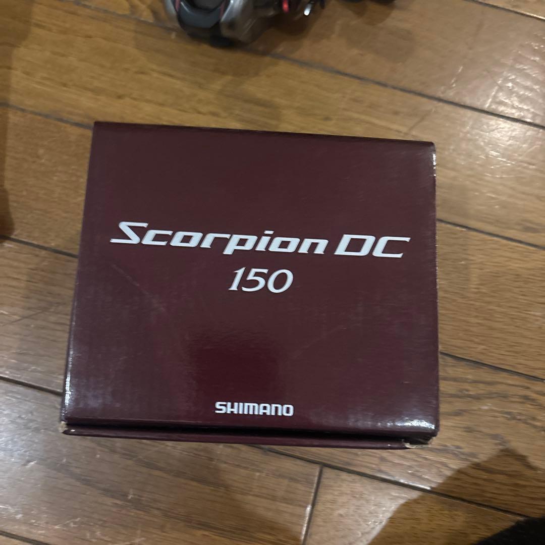 シルバー ベイトリール コンパクトスコーピオンDC