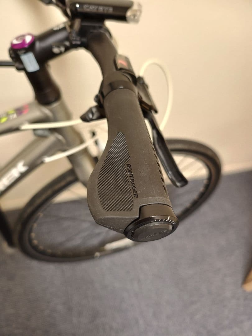 【超美品】試乗可クロスバイク トレック TREK 7.4 FX 定価8.8万
