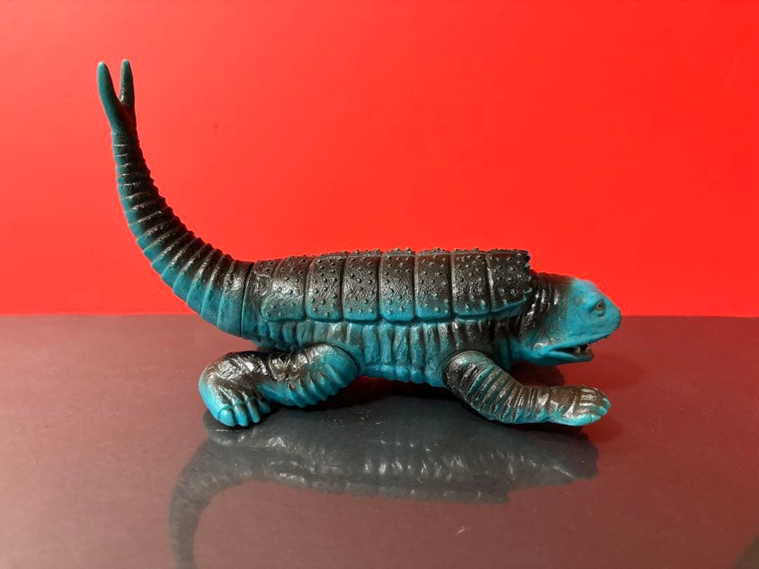 激レア キングザウルス ケムラー ソフビ 足形 ポピー