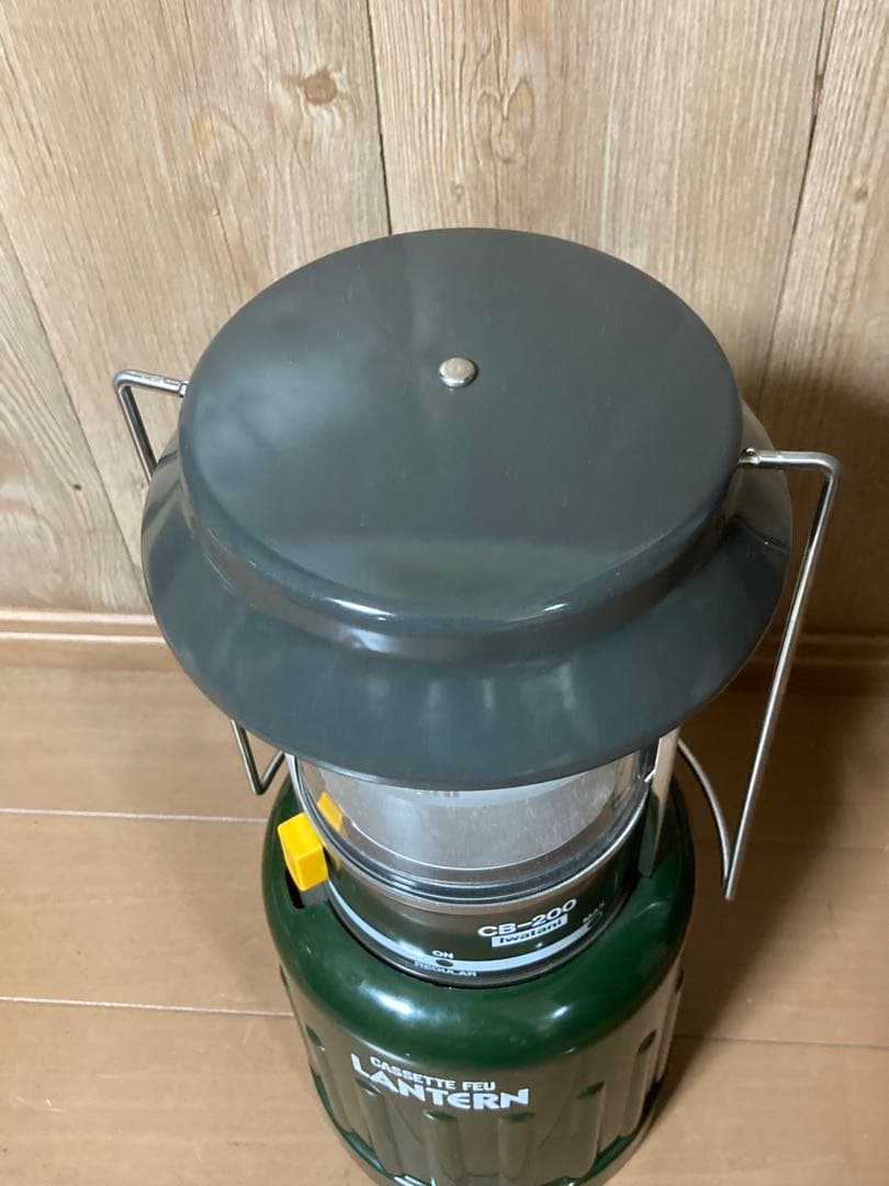 ⭐️値下⭐️イワタニ　岩谷　ランタン　CB-200 カセットガス使用　マントル&箱付