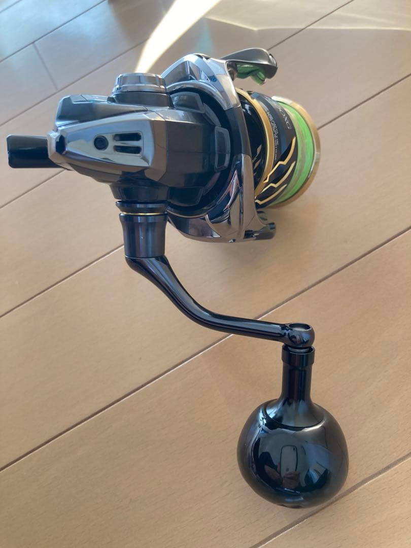iidemai 様　20ツインパワー4000XG スピニングリール