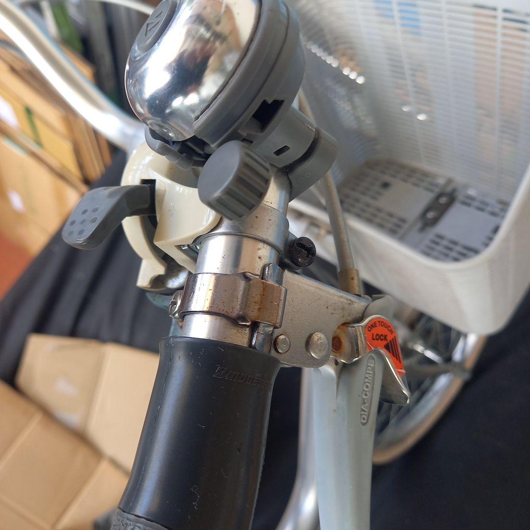 ともさん専用　ブリヂストン充電　電動アシスタワゴン三輪車 シルバー