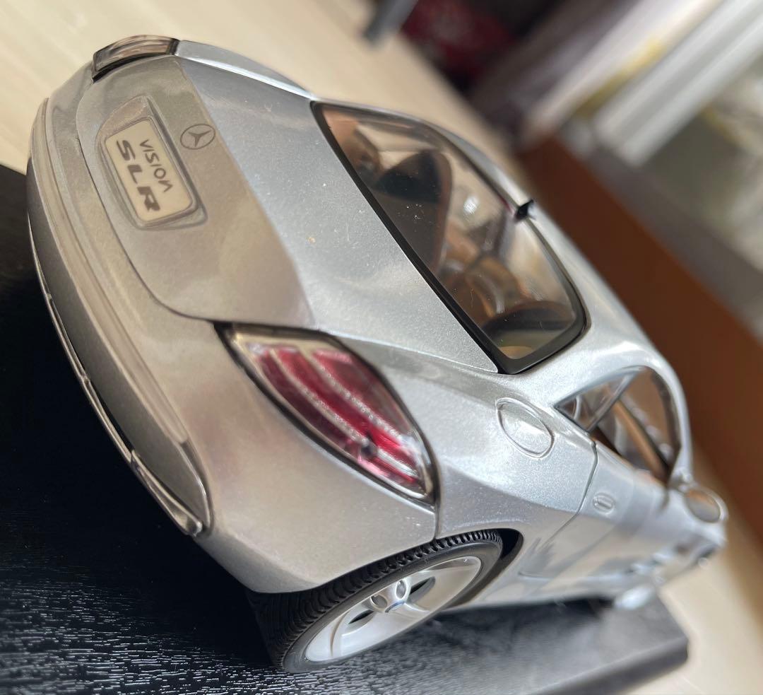 絶版新品　メルセデスベンツ/ 1/18 VISION SLR シルバーメタリック