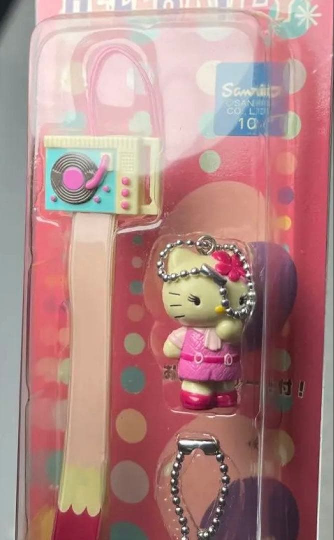 希少　GO!GO！GIRLSハローキティレコードプレーヤーストラップ　現状