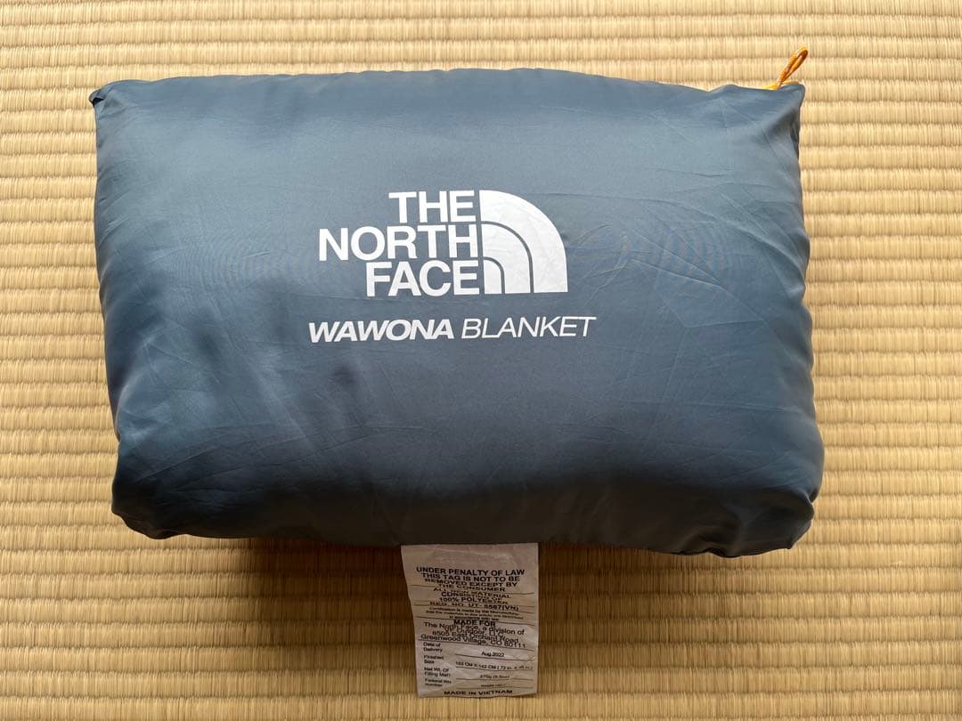 ほぼ新品☆THE NORTH FACE☆ノースフェイス☆WAWONAブランケット