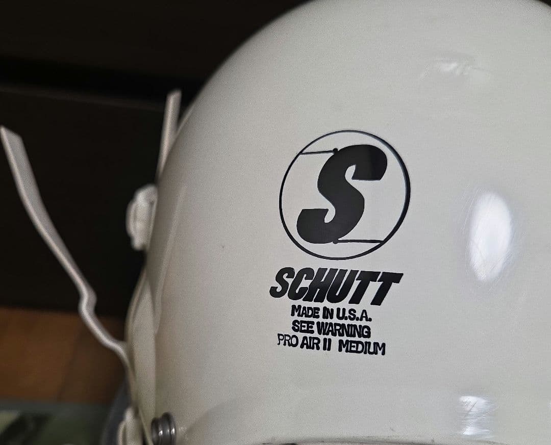 SCHUTT アメリカンフットボールヘルメット