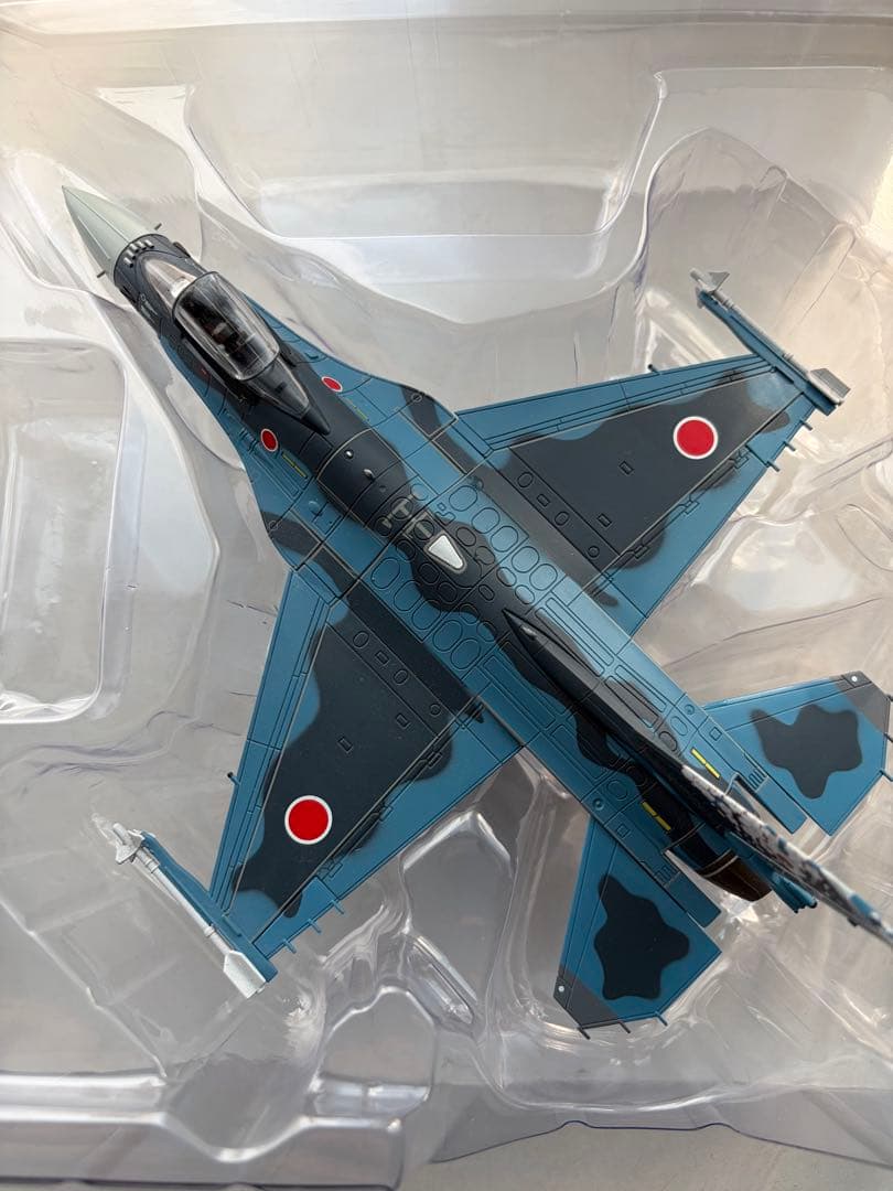 ホビーマスター 航空自衛隊 F 2 A 支援戦闘機　60周年記念塗装1/72