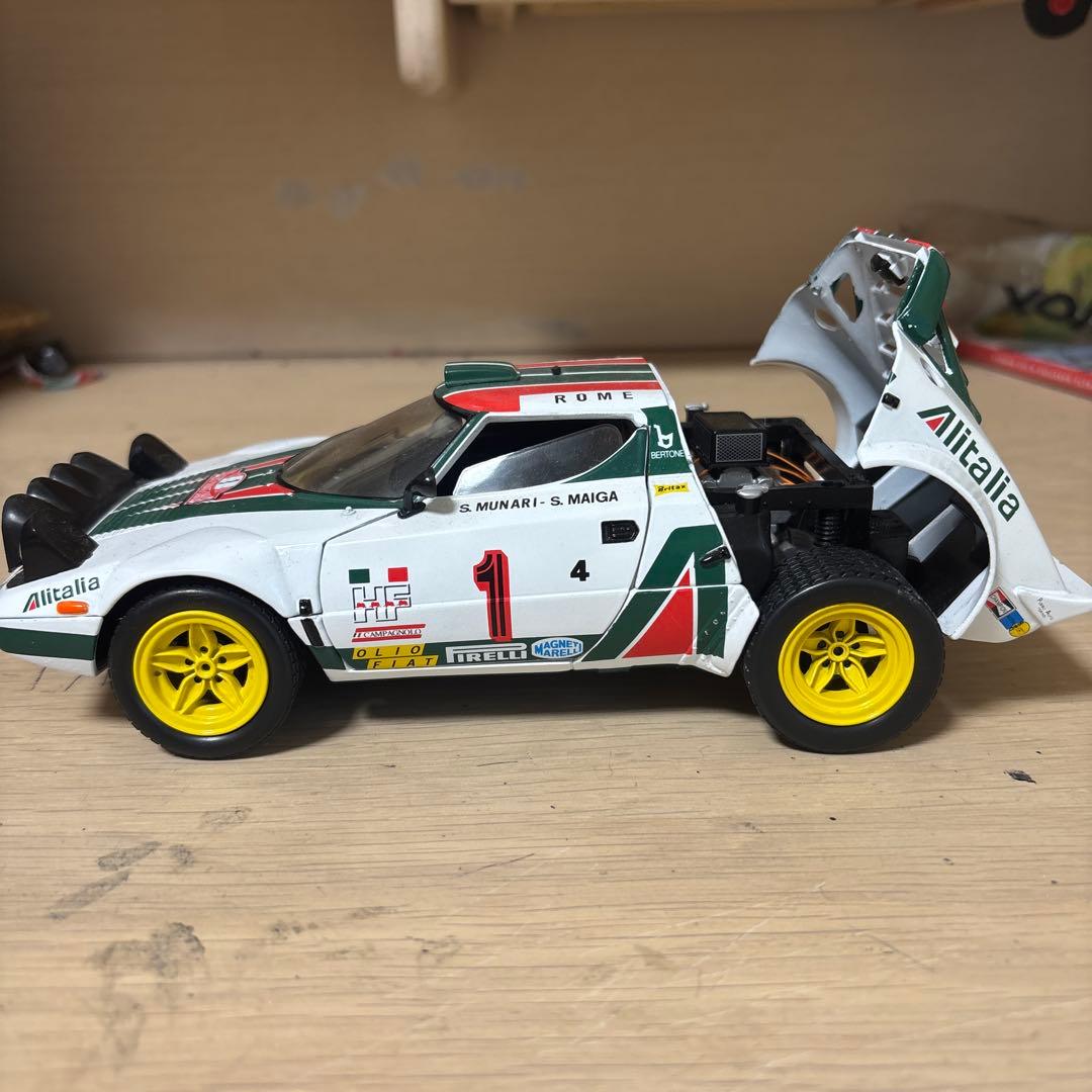 Lancia ストラトス037 Rally ミニカー