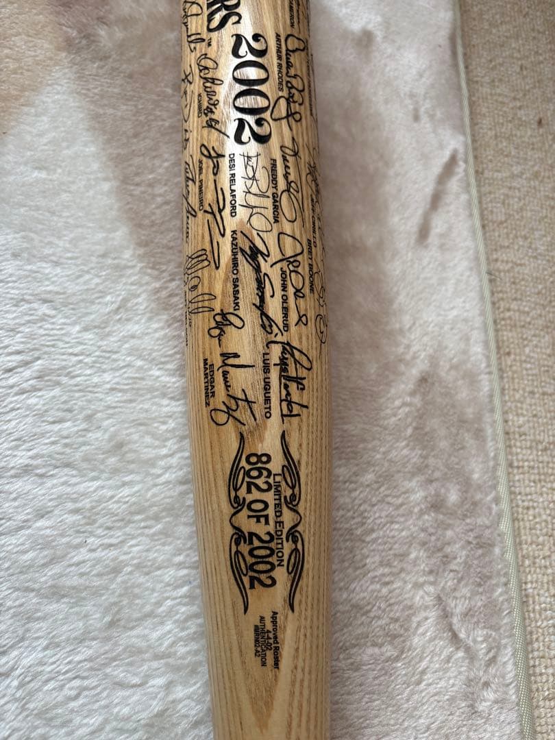 激レア　MARINERS 2002年 サイン入りバット　数量限定