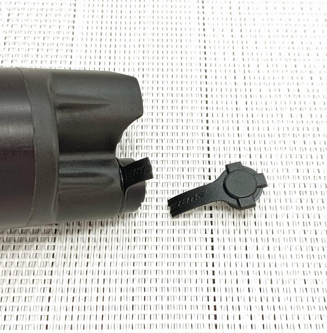 SUREFIRE XM07 テールキャップ スイッチアセンブリー