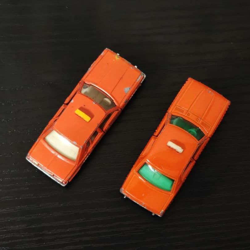 TOMICA　トミカ　セドリック　タクシー　2台セット