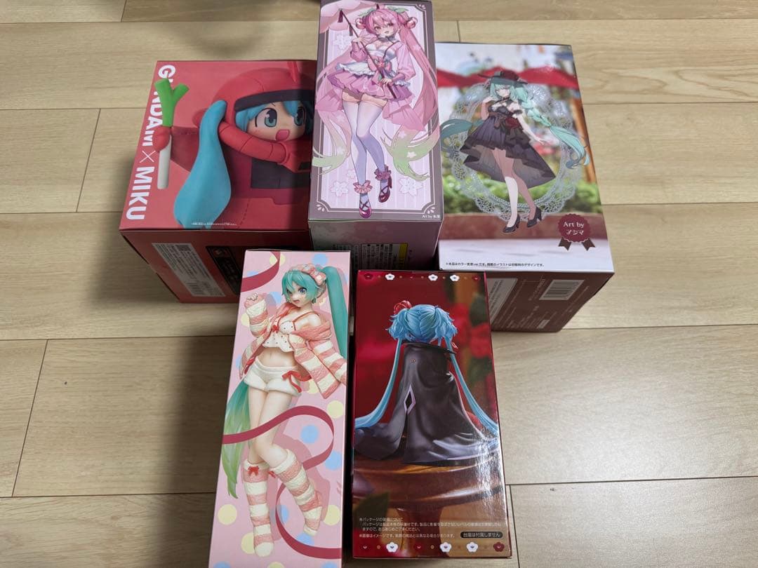 初音ミク フィギュア 4点セット　Costumes ルームウェアver.