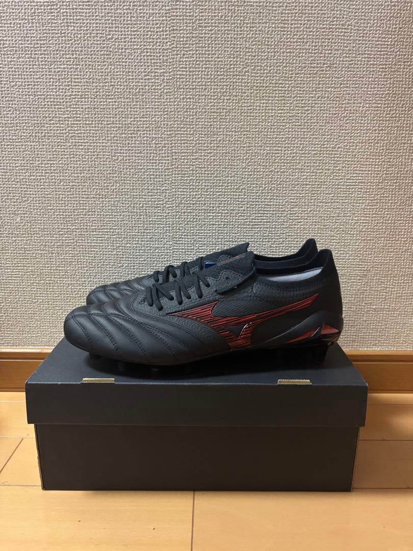 MIZUNO モレリアネオIV β JAPAN ブラック×ルビーレッド