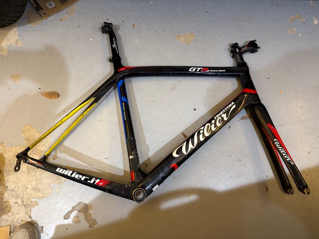 Wilier GTR Team Columbiaカーボンフレーム　Lサイズ訳あり