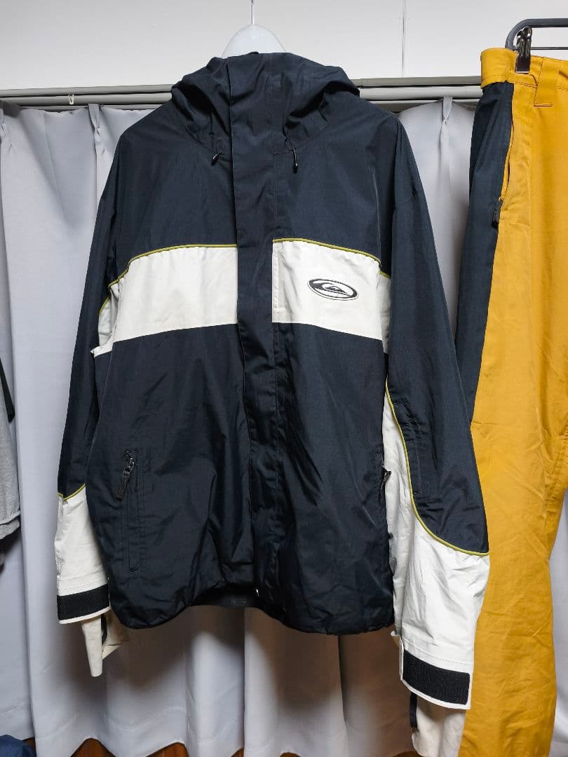クイックシルバーHIGH ALTITUDE GORE-TEX 上下XLとLサイズ