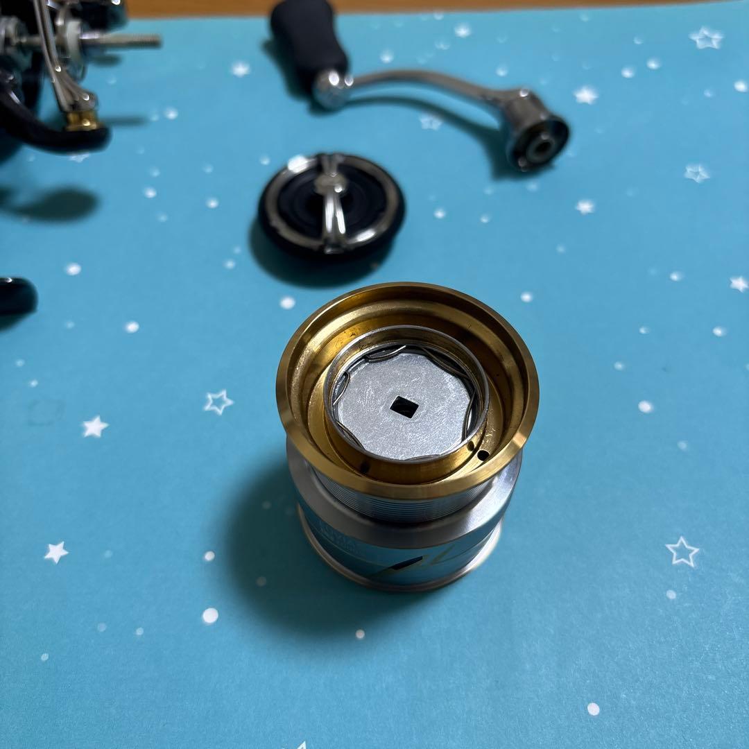 DAIWA LUVIAS FC LT2000S スピニングリール
