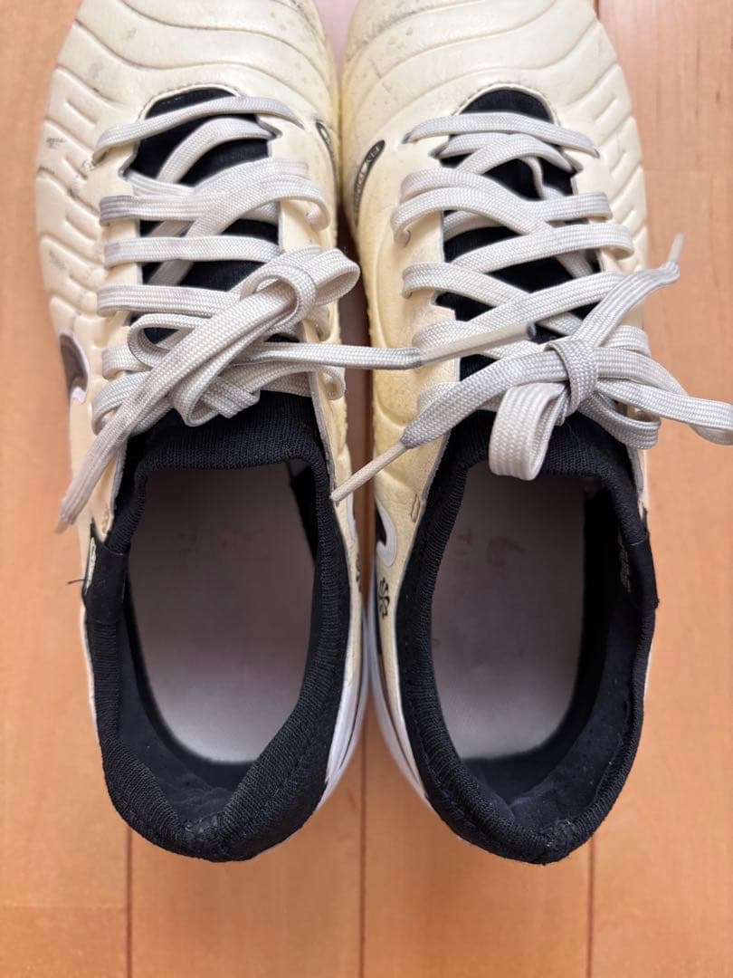 サッカースパイク　NIKE 24cm