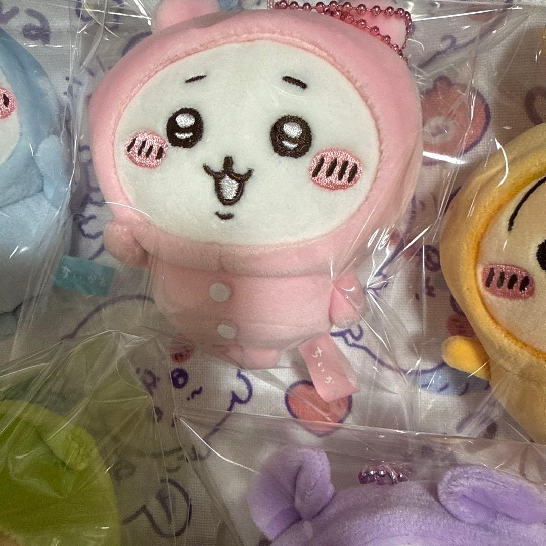 ちいかわ　パジャマパーティーズなぶちミニマスコット　ちいかわ　ハチワレ　うさぎ