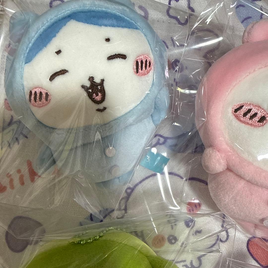 ちいかわ　パジャマパーティーズなぶちミニマスコット　ちいかわ　ハチワレ　うさぎ