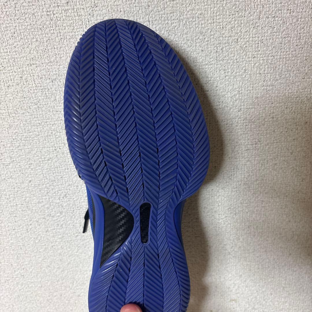 バスケットボールシューズ 青 メッシュ