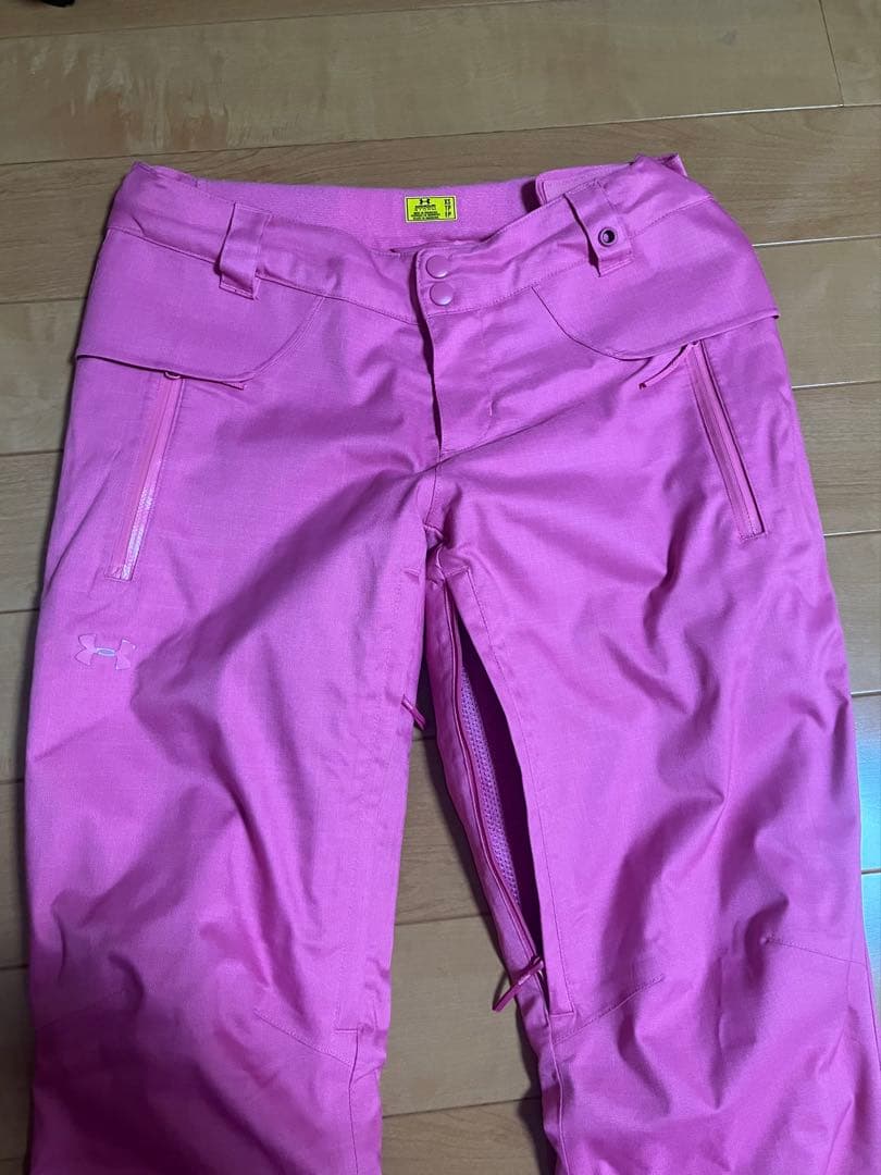【ROXY】【UNDER ARMOR】スノーボードウェア