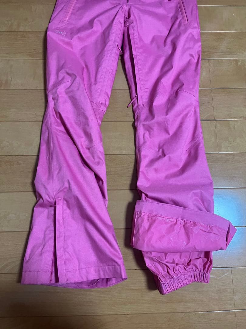 【ROXY】【UNDER ARMOR】スノーボードウェア