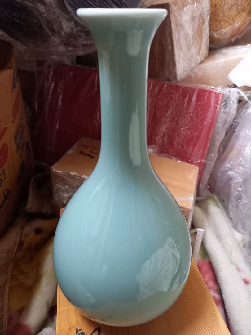 お安くしました。よろしく御願いします。花瓶　青磁　朝生作