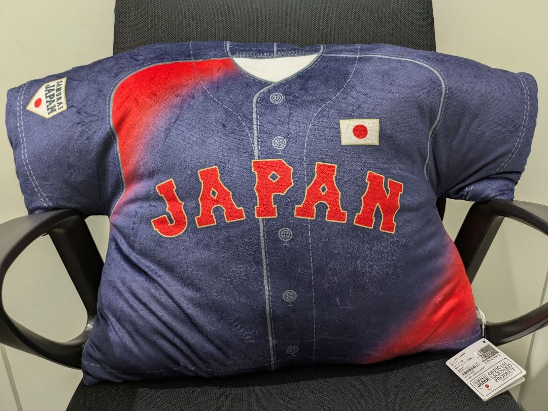 侍ジャパン ユニフォーム型超BIGクッション 2種セット！