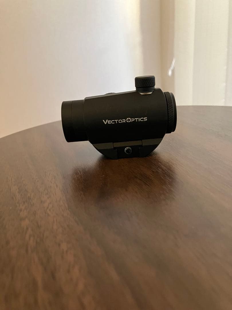 VECTOR OPTICS 赤点サイト　MAVERICK IX22