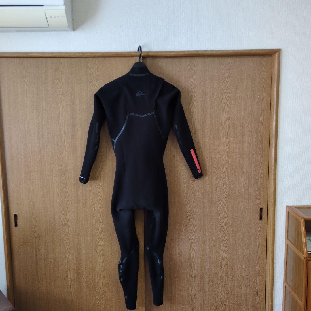 Quiksilver 1mmフルスーツ