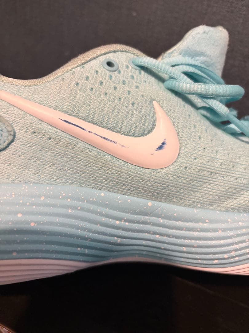 Nike ハイパーダンク2017