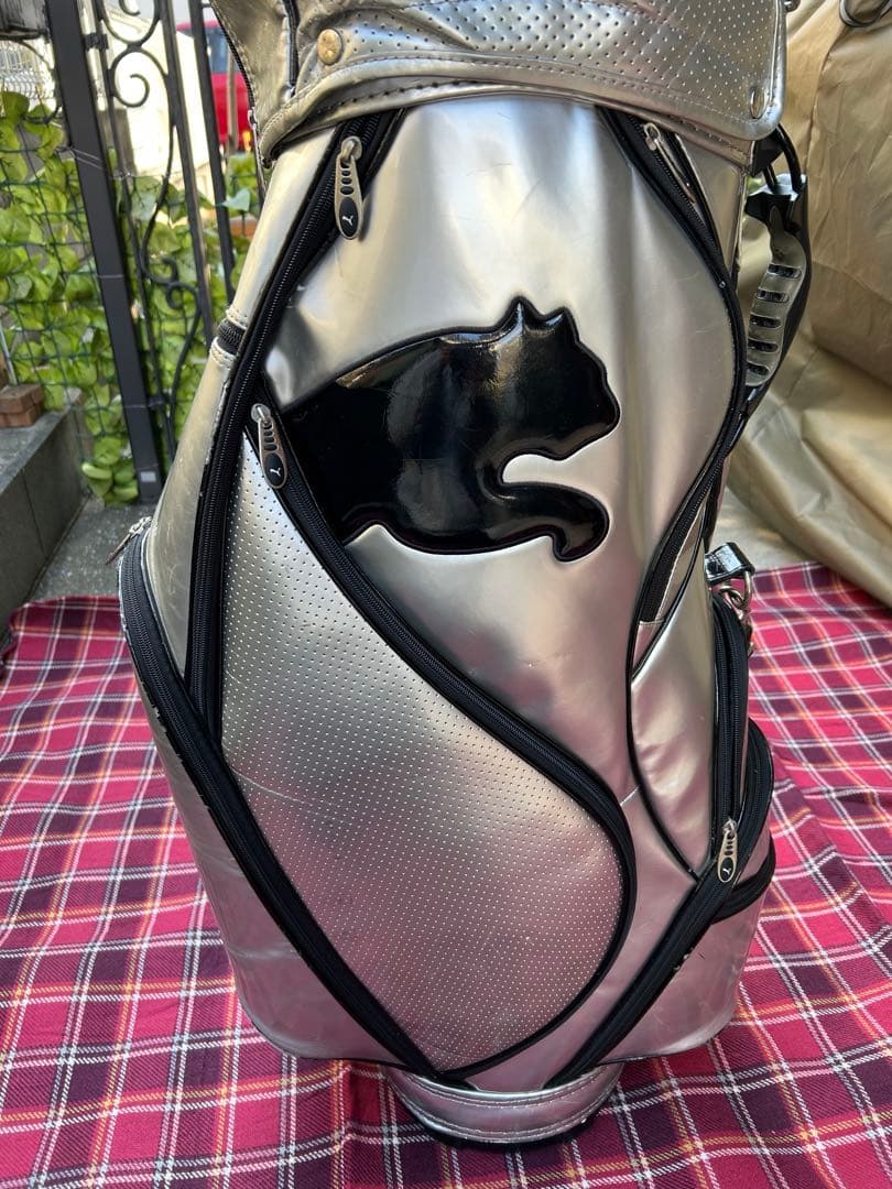 ゴルフ　キャディバッグ PUMA