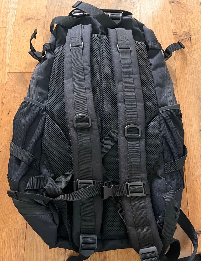 SPALDING ケイジャー ビーバス アンド バットヘッド 32Ｌ
